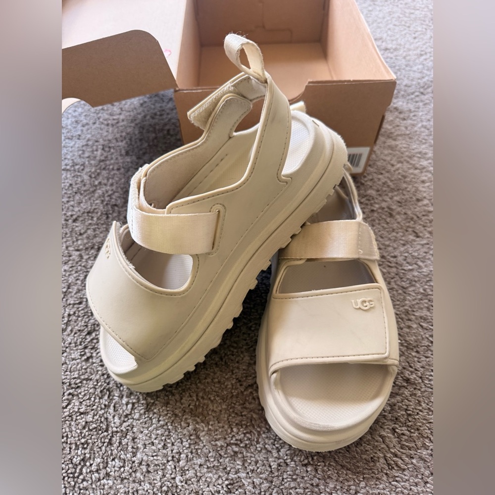 UGG Golden Glow Boys Sandals Size 3 - Picture 3 of 6
